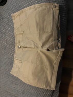 Magellan shorts
